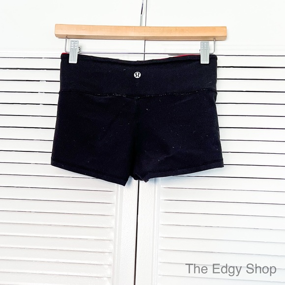 lululemon athletica | Boogie Short Black / Quilting Winter 14 - Picture 7 of 10